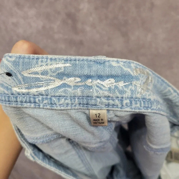 Seven7 Women's Floral Denim Shorts size 12 - Picture 12 of 14